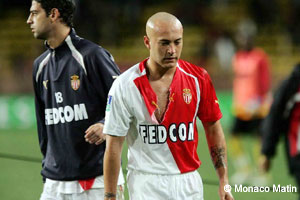 Match accroch comme en tmoigne le maillot de Chevanton