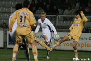 Kahlenberg marque le 2e but d'Auxerre