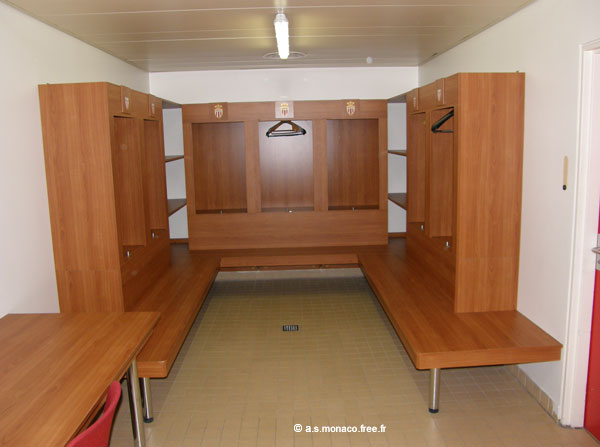 Les vestiaires du staff