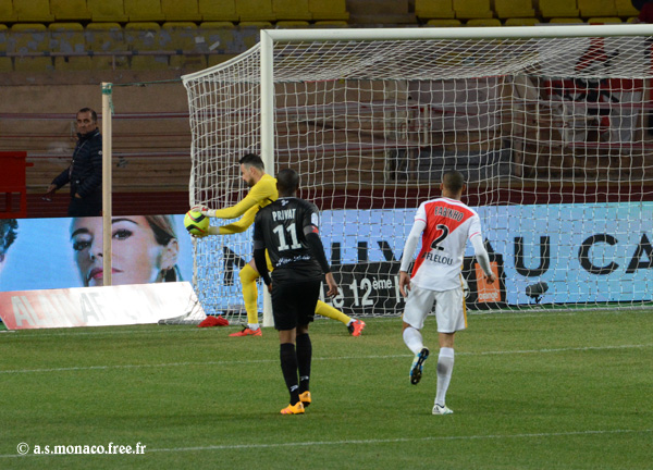 ...arrêtée par Subasic