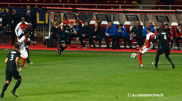 Mbappé dos au but, remise