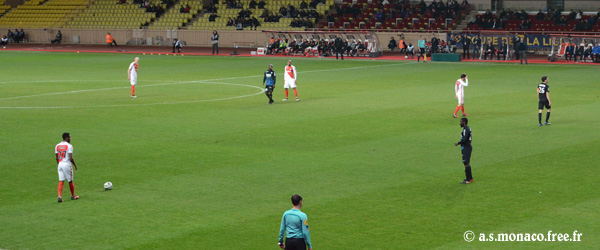 Coup-franc pour Lemar...