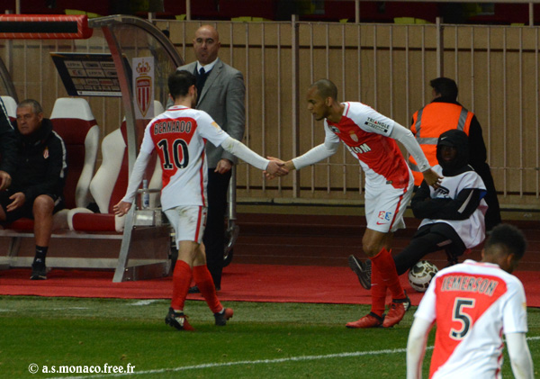 Entrée de Fabinho pour Silva