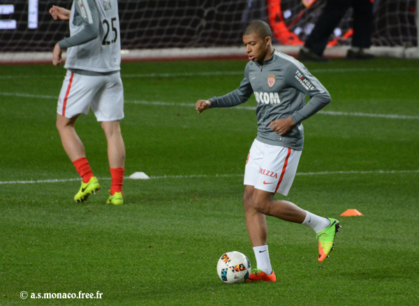 ...Kyllian Mbappé...