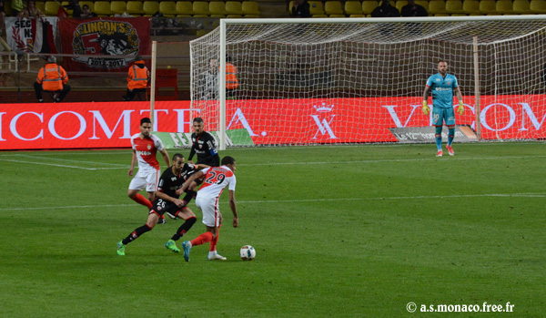 ...pour Mbappé côté gauche
