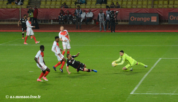 Intervention de Subasic devant Rivière