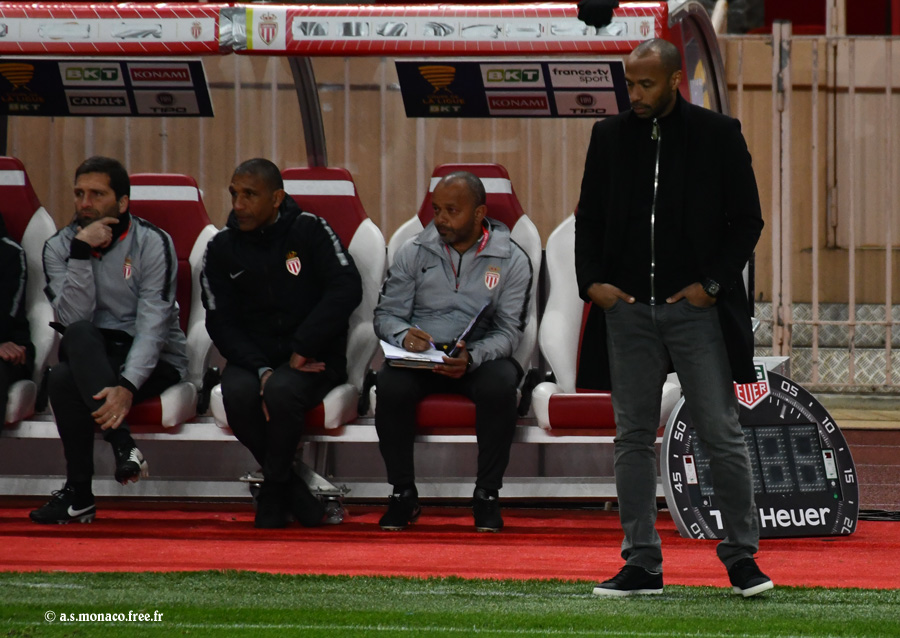 Thierry Henry et ses adjoints sereins