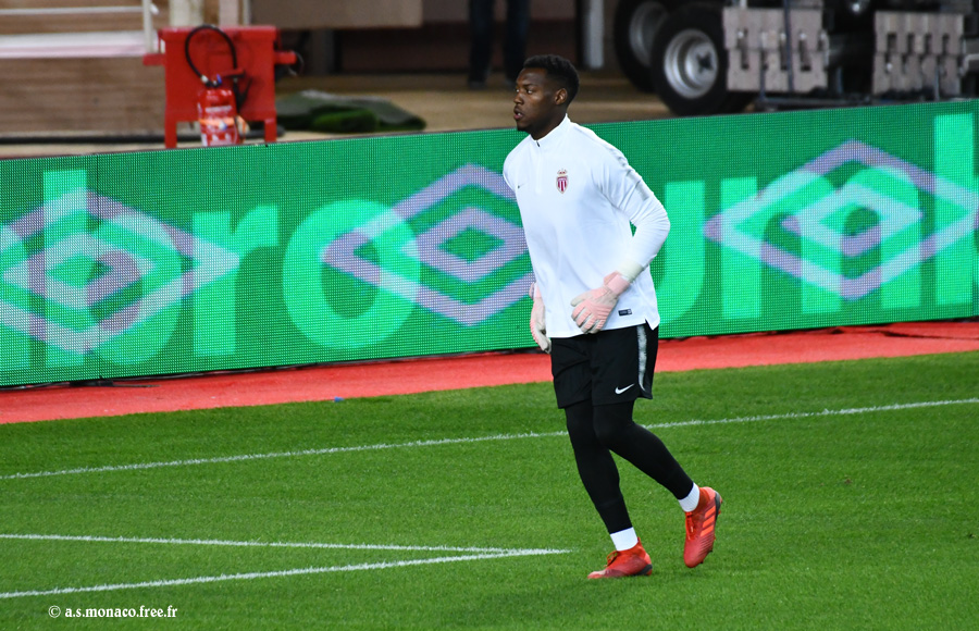 Loïc Badiashile titulaire dans les buts...