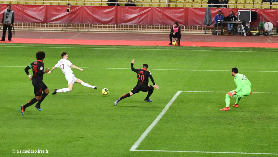 ...Golovin reprend...