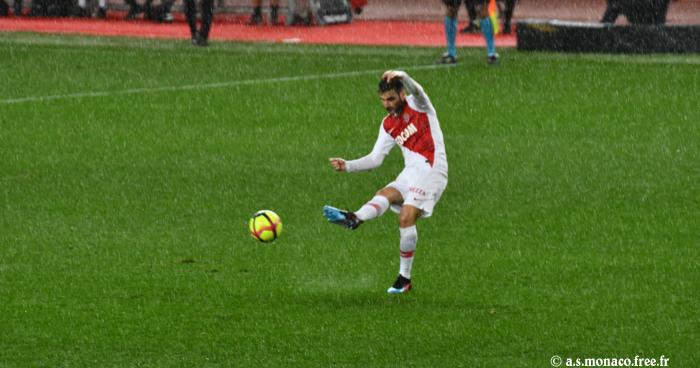 ...donne pour Fabregas qui change d'aile...