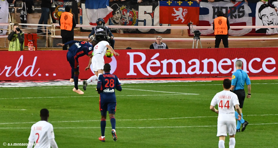 ...le lyonnais repousse