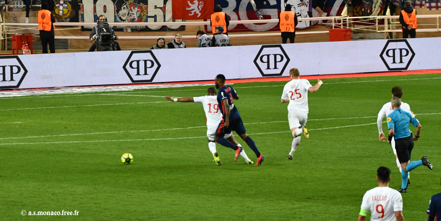Dembélé passe Badiashile, Glik et Sidibé...